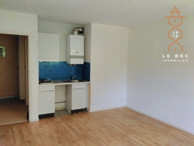Bien: Studio à louer à Vannes Port