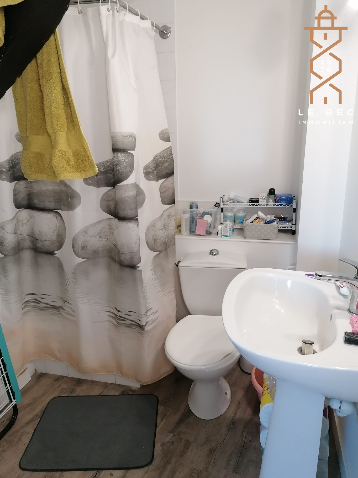 Bien: LOCATION STUDIO CENTRE VANNES