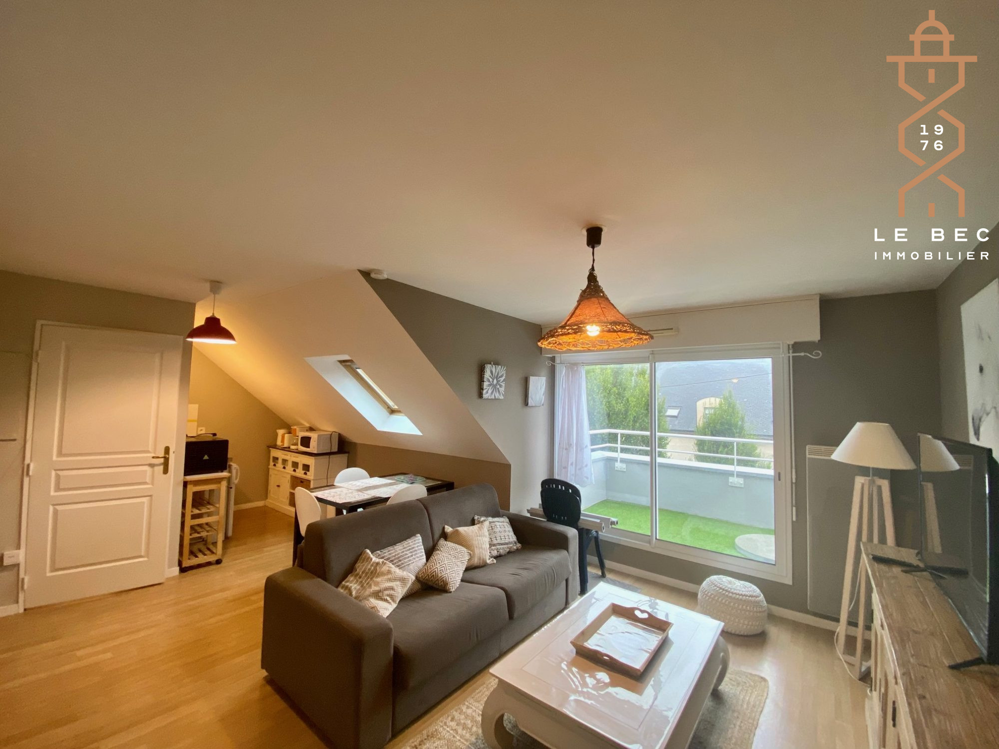 Bien: A louer T2 meublé VANNES