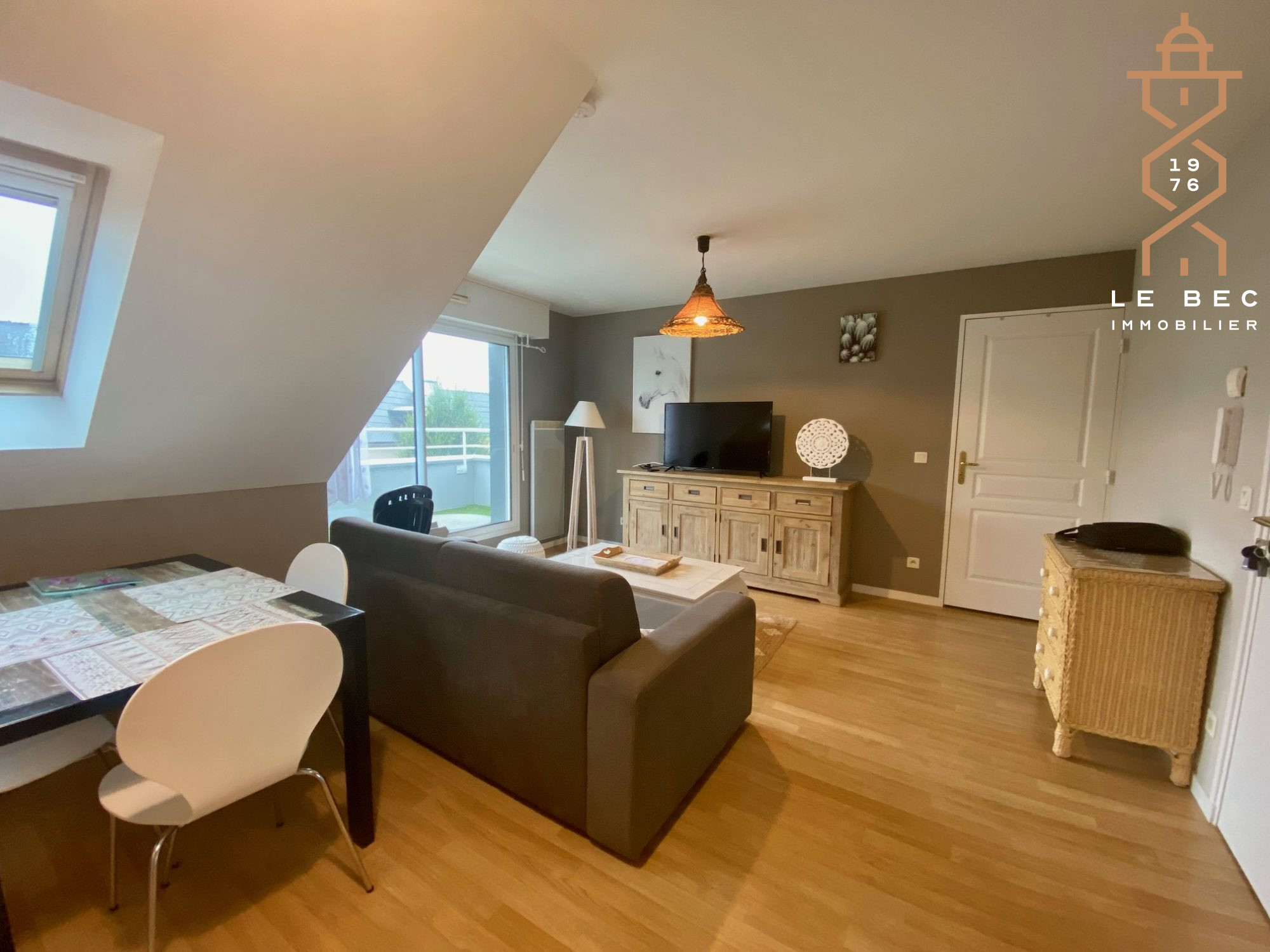 Bien: A louer T2 meublé VANNES