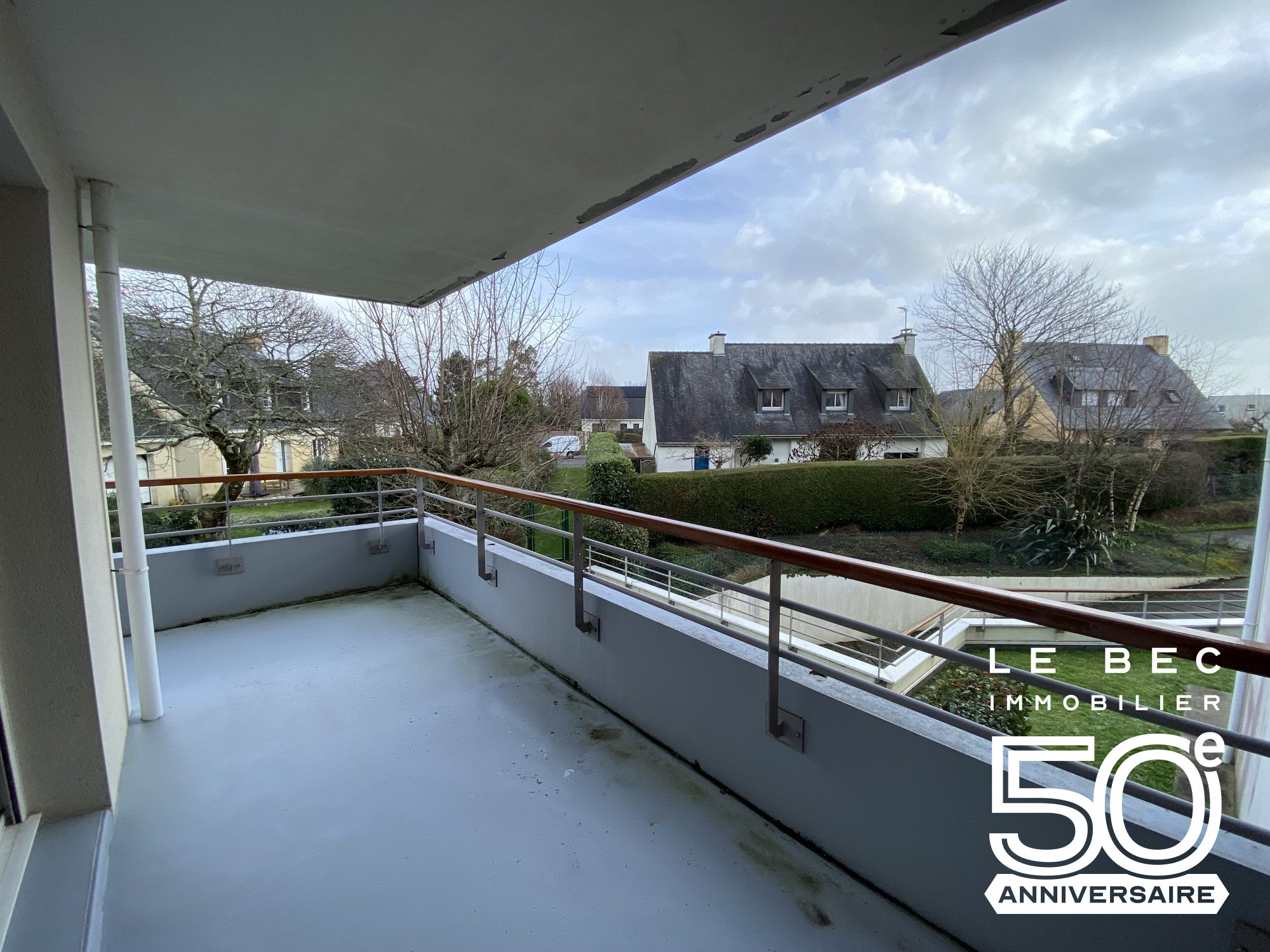 Bien: A louer T2 vide Vannes