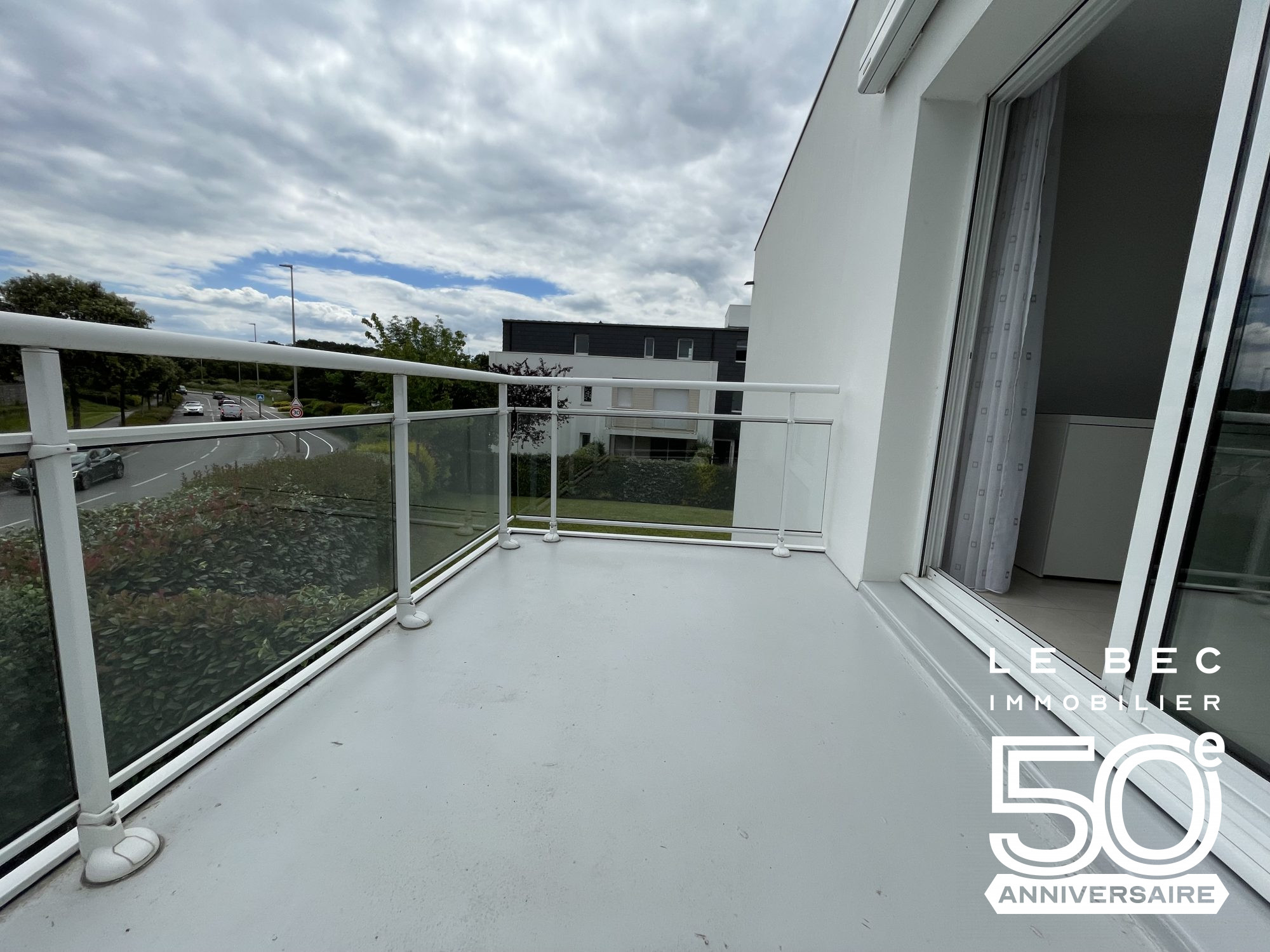 Bien: Location T2 meublé Vannes