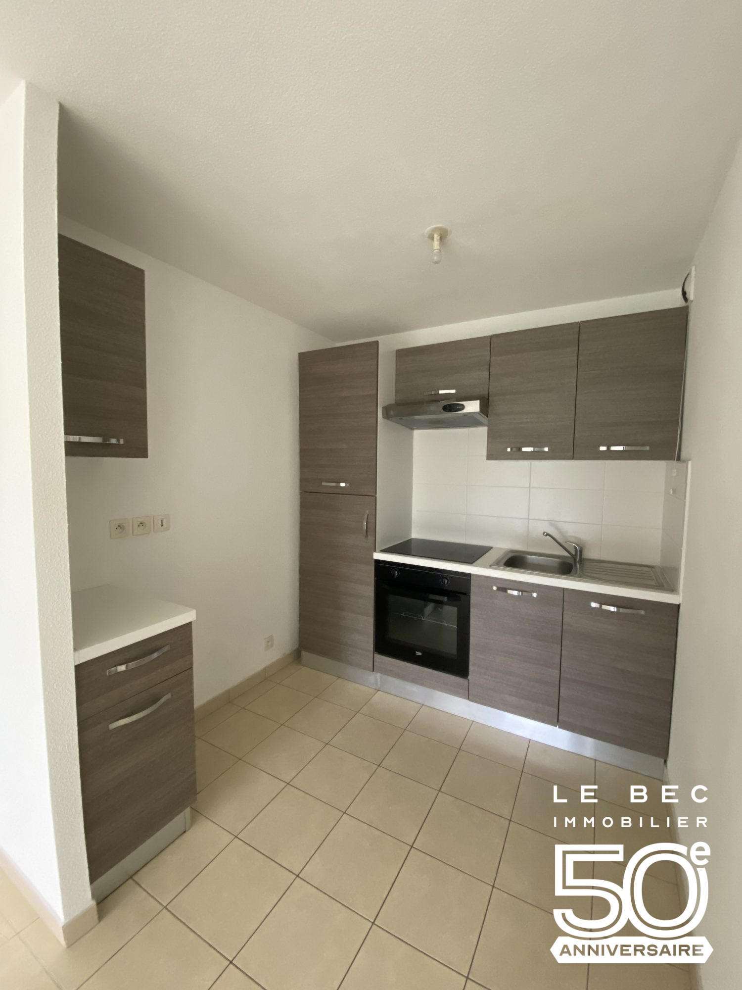 Bien: A louer Appartement T2 PLESCOP