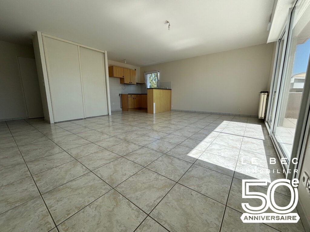 Bien: A louer appartement T3 VANNES