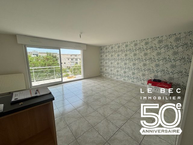 Bien: A louer appartement T3 VANNES
