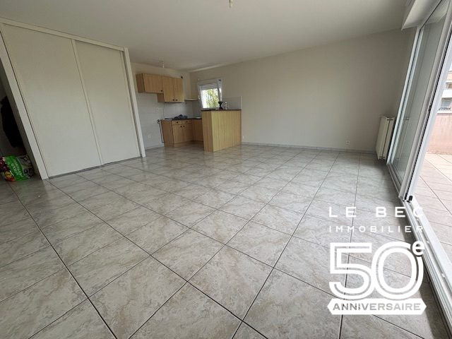 Bien: A louer appartement T3 VANNES