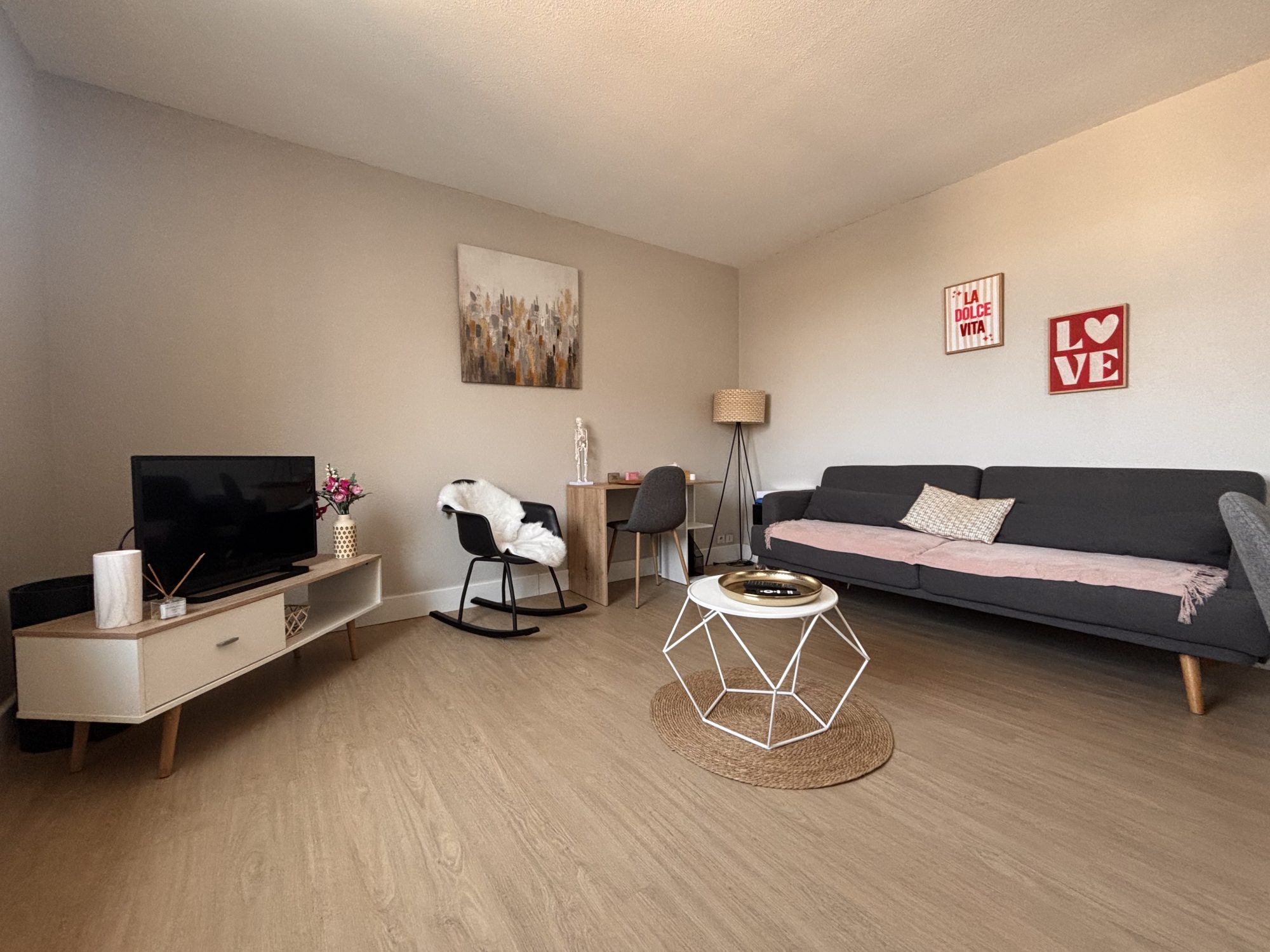 Bien: A louer T2 meublé Vannes Centre