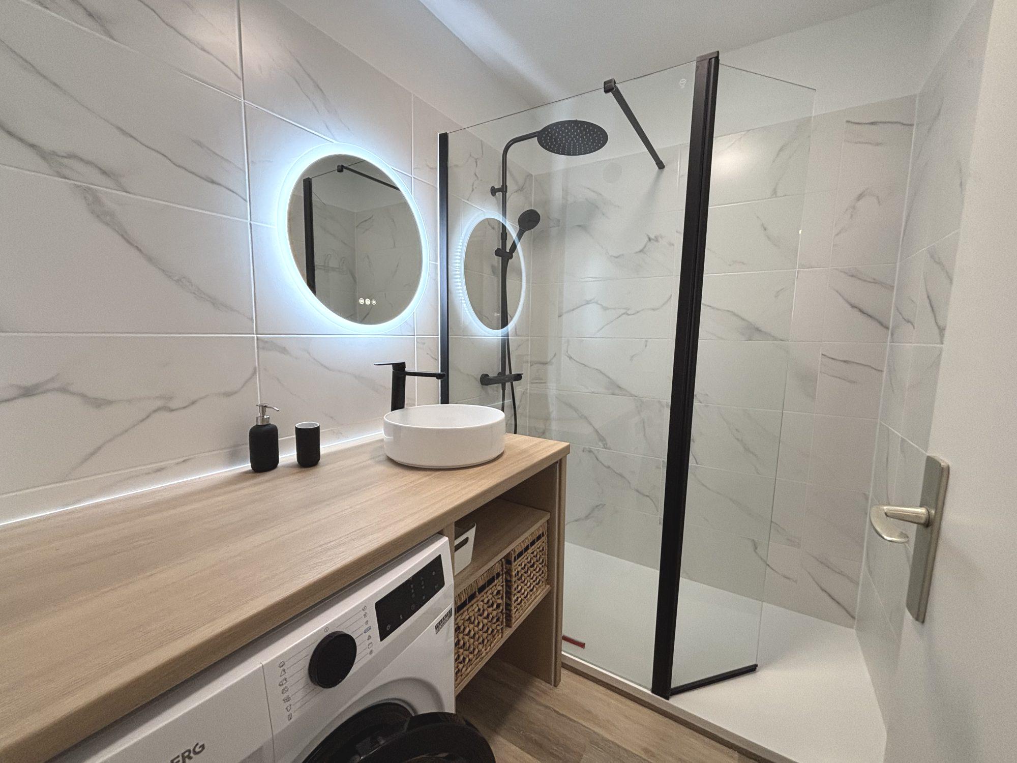 Bien: A LOUER T3 MEUBLE VANNES CENTRE VILLE