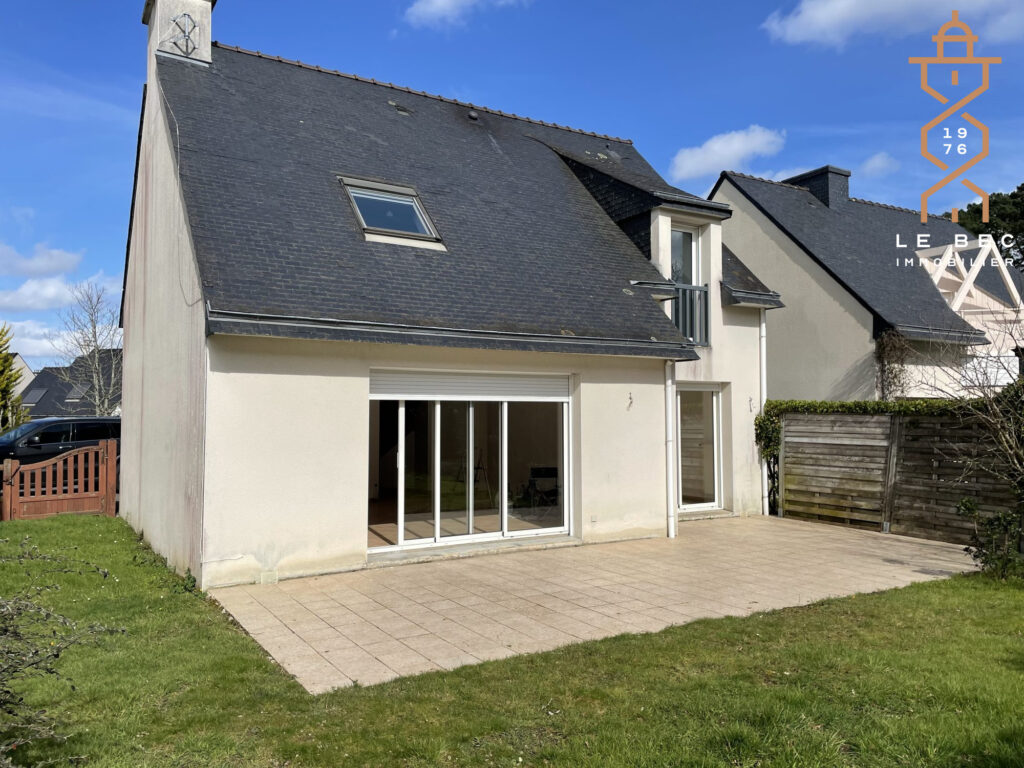 Bien: A LOUER MAISON 4 CHAMBRES VANNES EST
