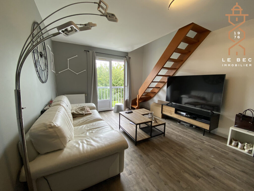 Bien: A louer maison meublée 2 chambres Vannes Ouest