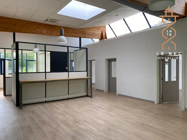 Bien: VANNES PIBS : plateau de bureaux à louer