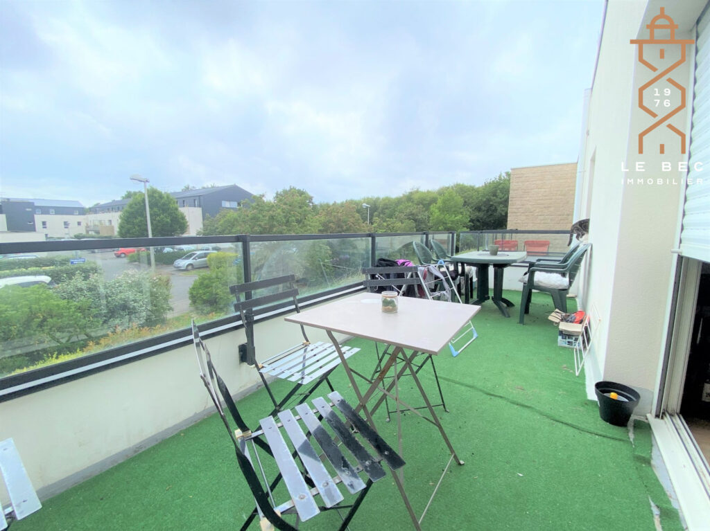 Bien: Appartement 2 pièces avec parking à Vannes