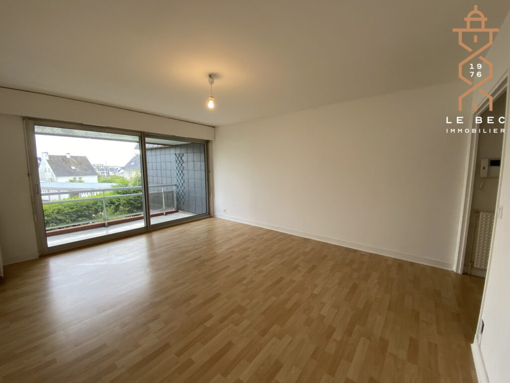 Bien: A vendre T3 à vendre en Centre ville de VANNES