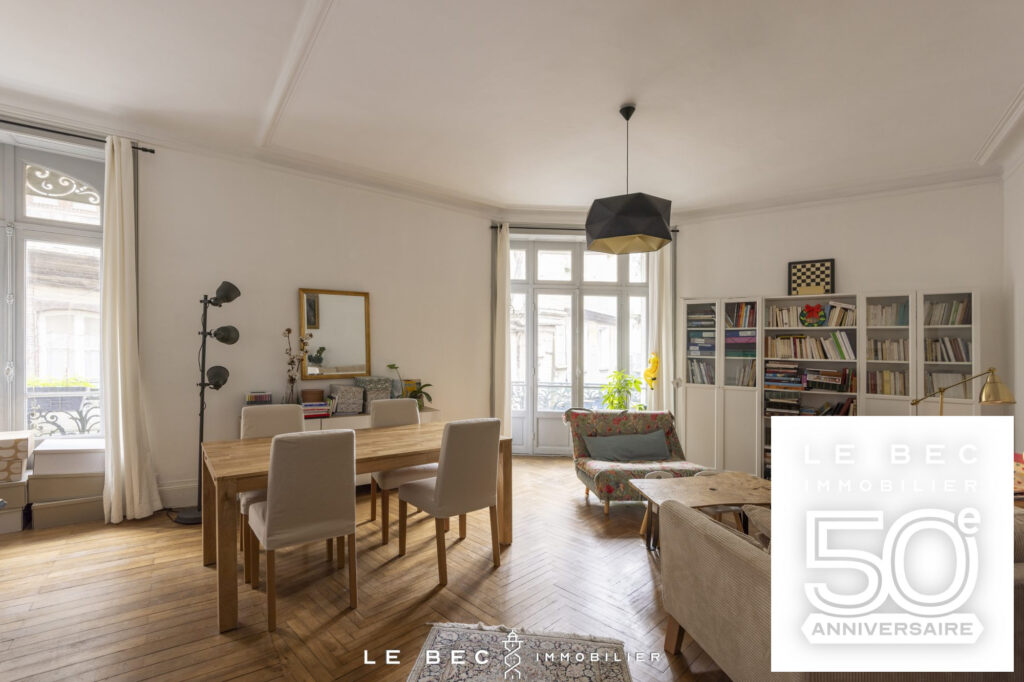 Bien: VANNES Intra-Muros Appartement à Vendre