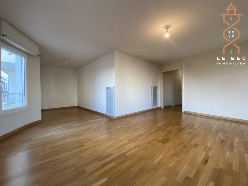 Bien: Appartement de type 3 à Vendre centre ville
