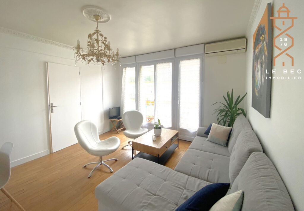 Bien: Appartement 3 chambres à vendre au centre ville de VANNES