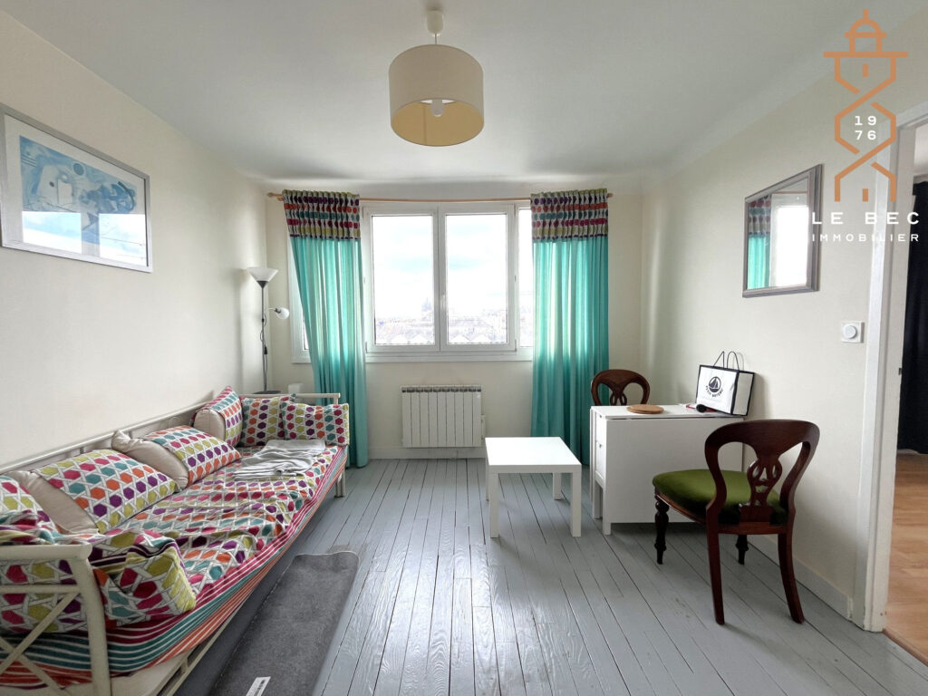 Bien: Appartement type 2 à Vendre centre ville de VANNES