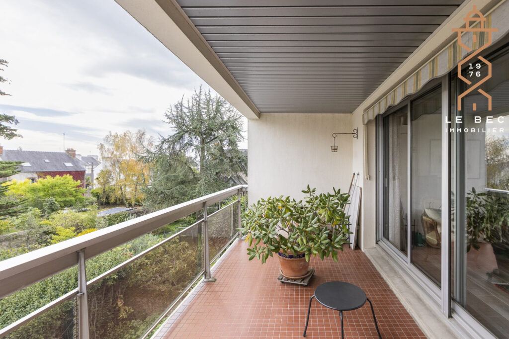 Bien: A Vendre : Superbe Appartement 3 chambres à Vannes avec TERRASSE