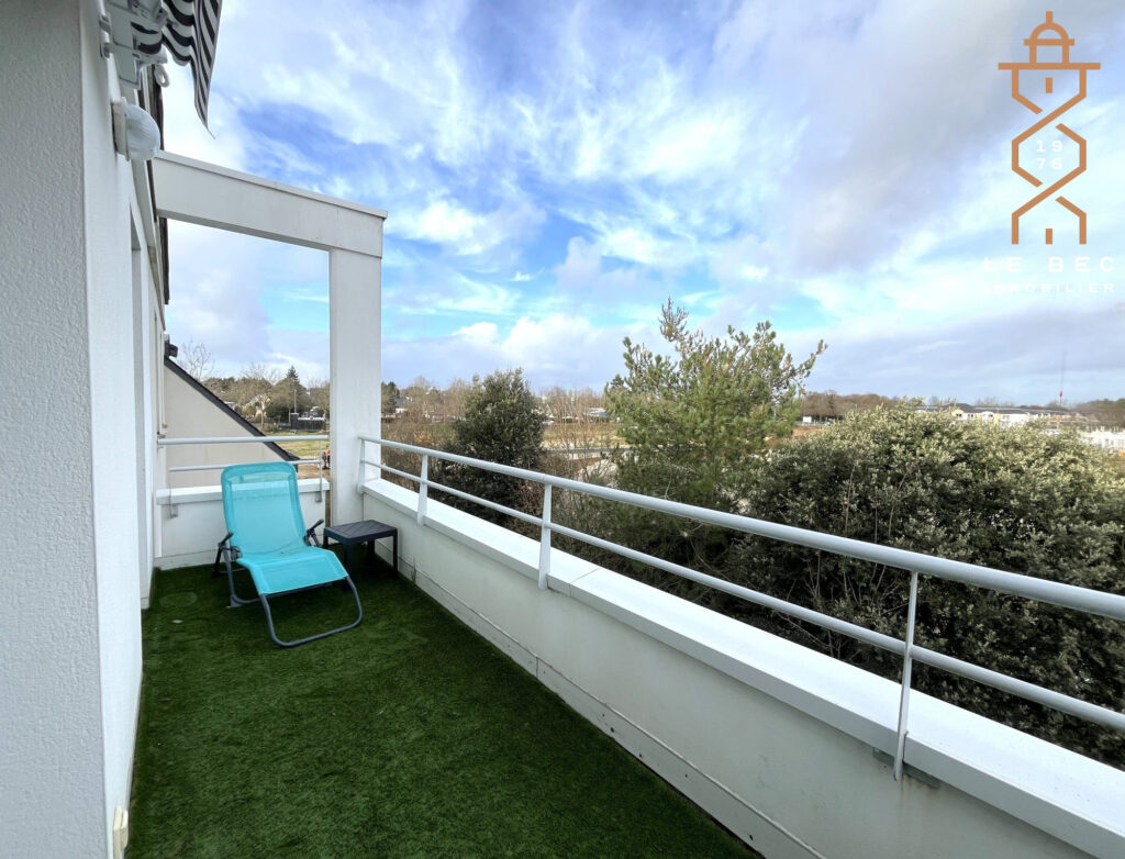 Bien: A Vendre, appartement T3 dernier étage - VANNES