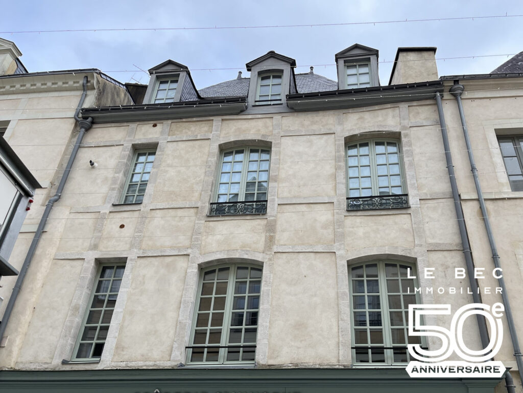 Bien: VANNES INTRA-MUROS – APPARTEMENT DE CHARME À DEUX PAS DU PORT