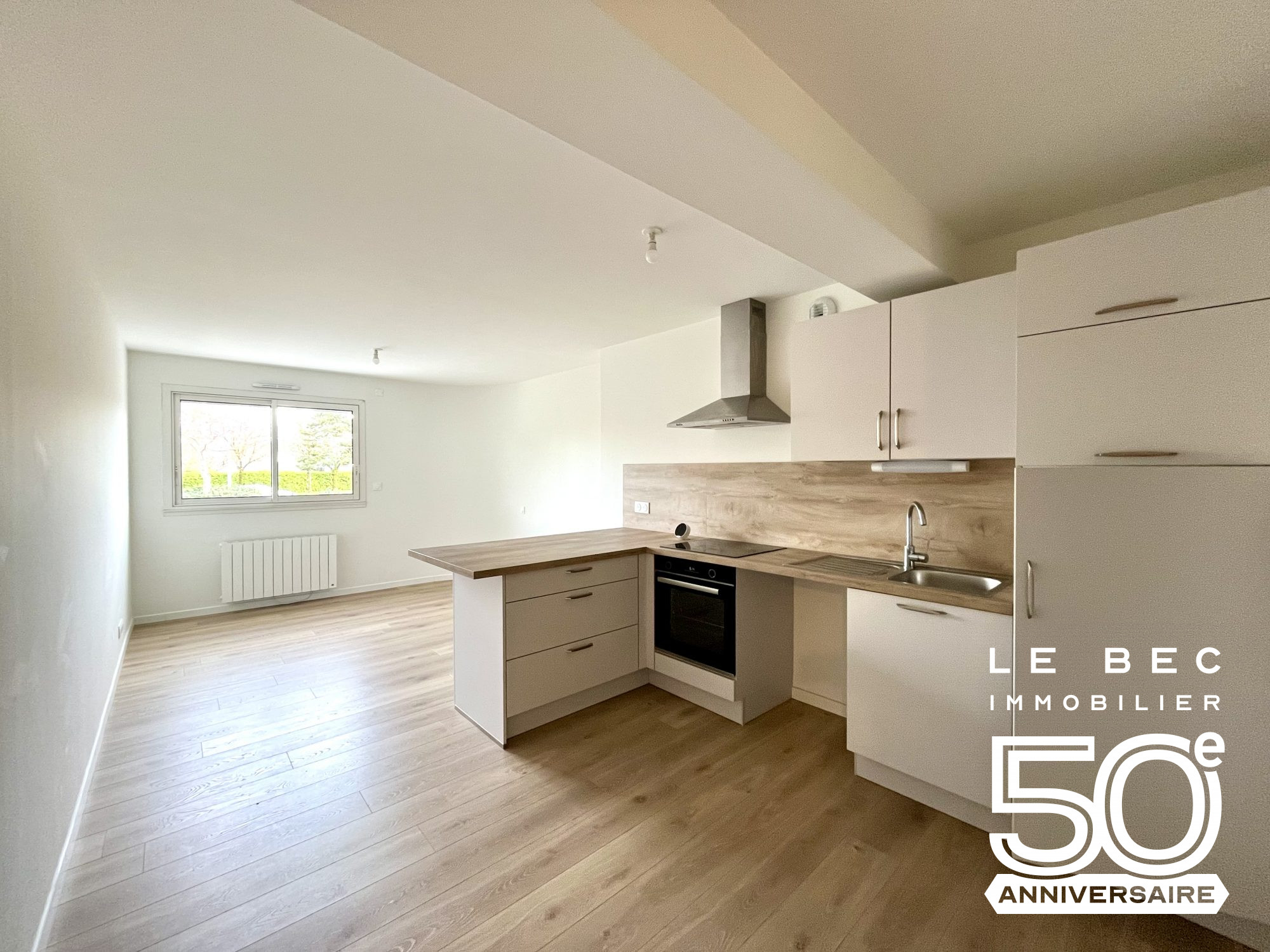 Bien: Grand studio refait à neuf à Vendre - Quartier Cliscouët, VANNES
