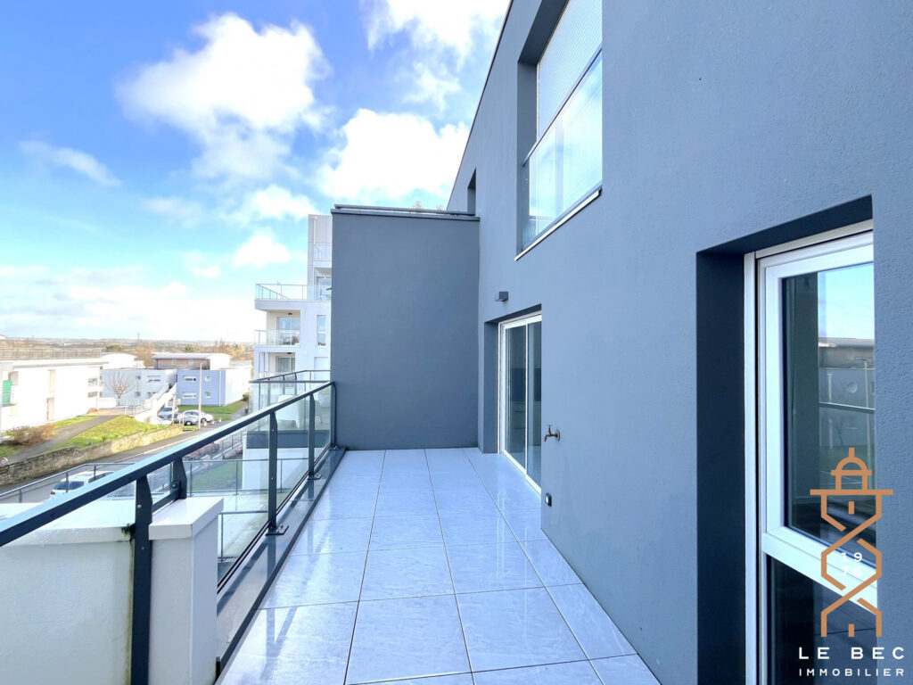 Bien: Appartement T2 récent avec terrasse à Vendre - VANNES