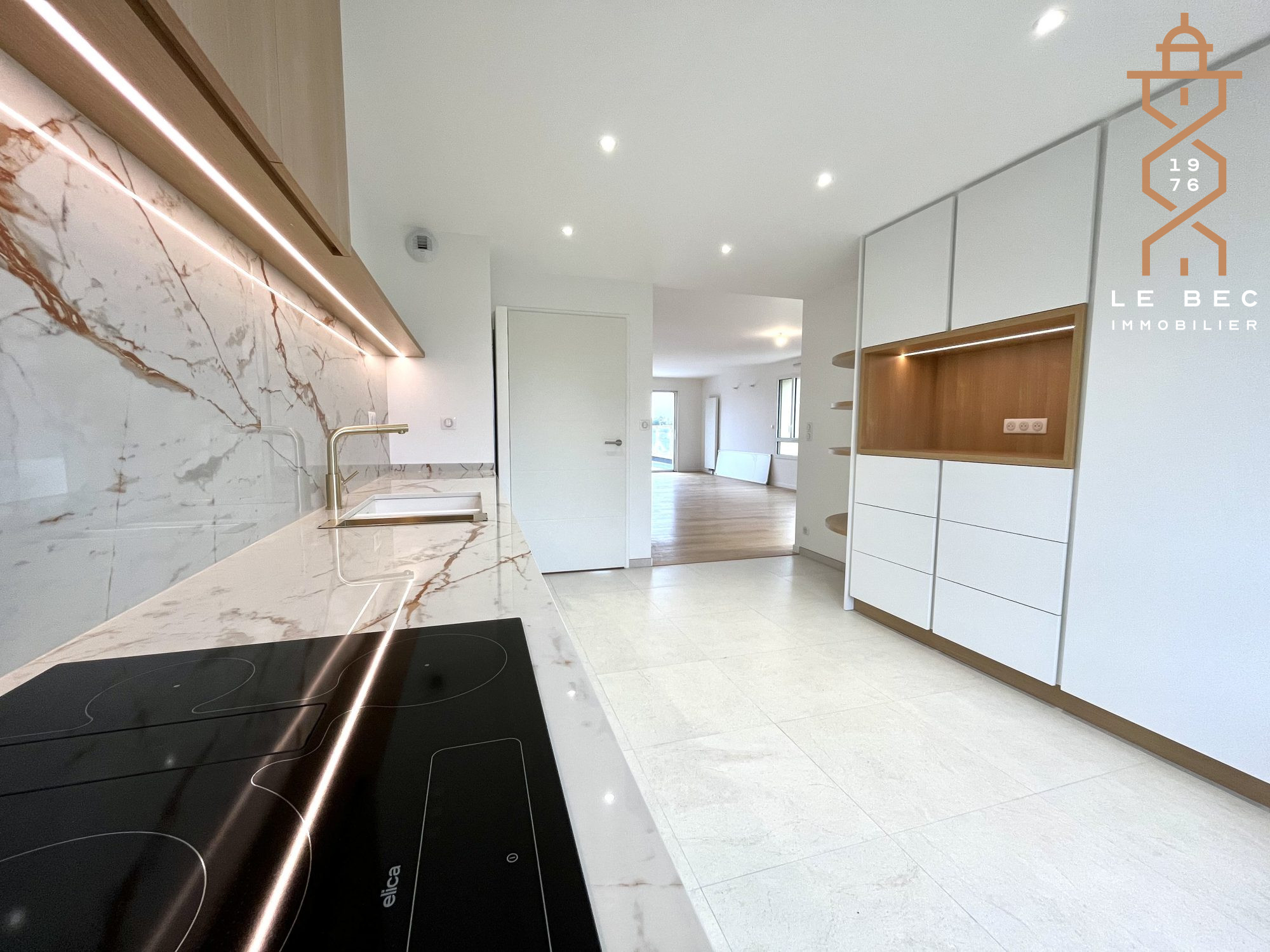 Bien: Appartement d'exception sur le port de VANNES !