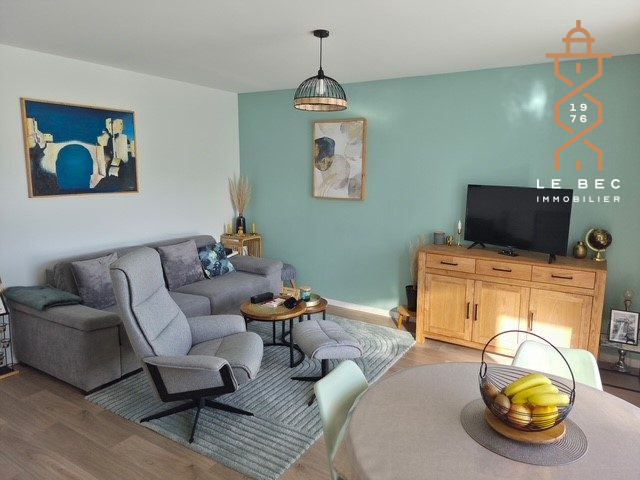 Bien: Appartement contemporain type 2 avec Terrasse à Vannes