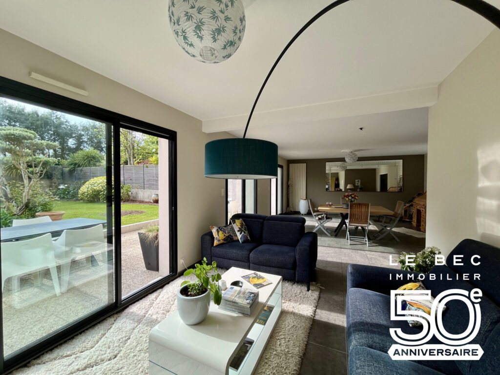 Bien: Appartement 3 chambres haut standing sur le Port de VANNES