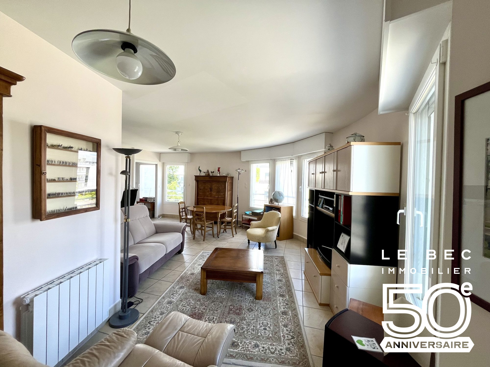 Bien: Appartement bon standing 2 chambres à Vendre