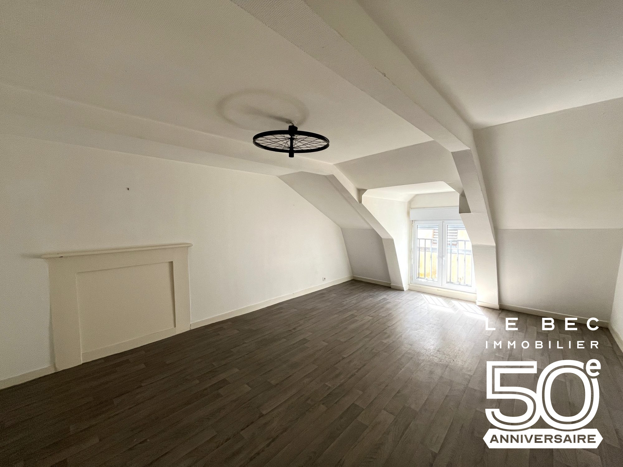 Bien: Appartement de caractère T3 à rénover VANNES