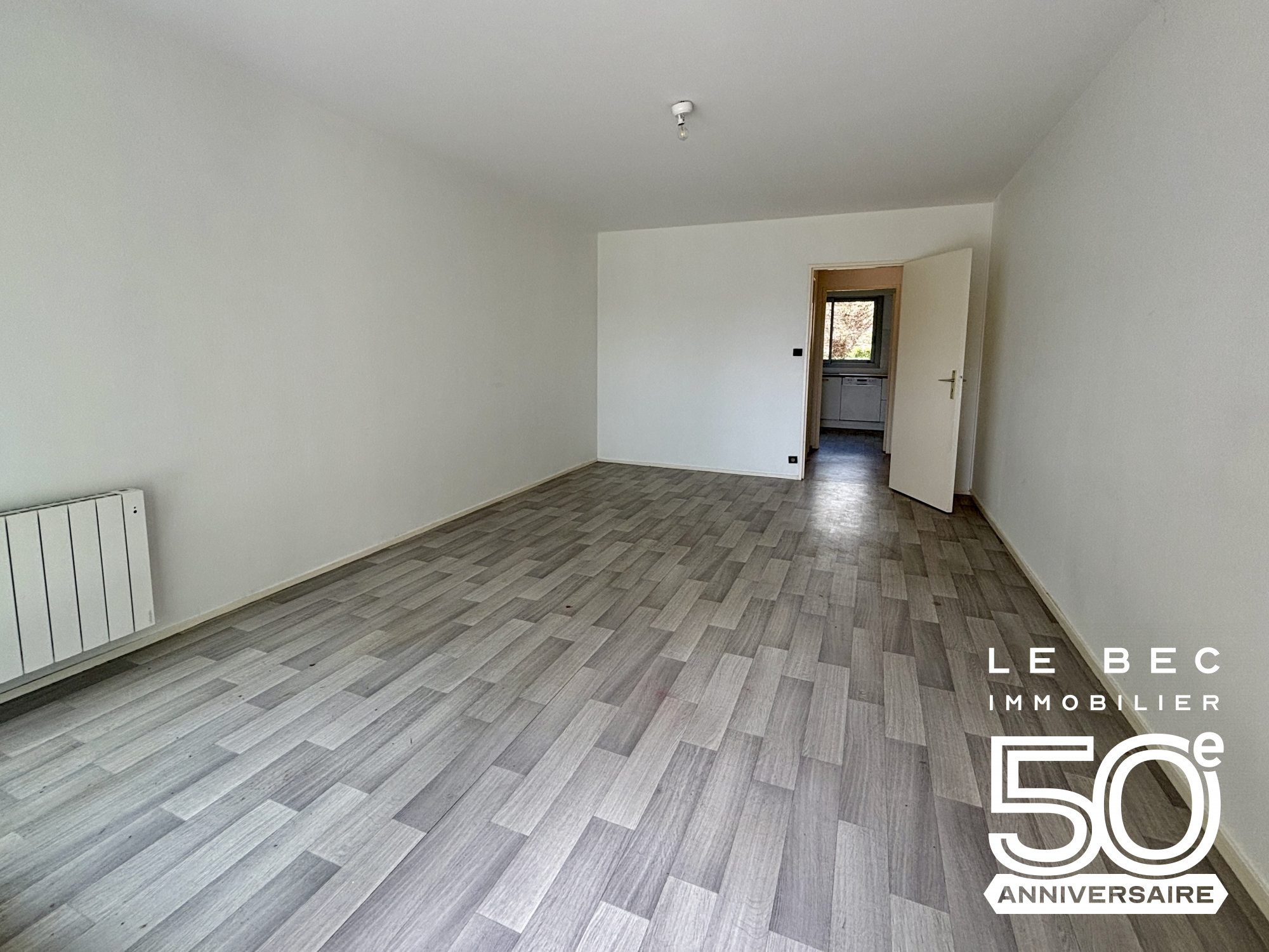 Bien: Appartement T3 Palais des Arts avec garage