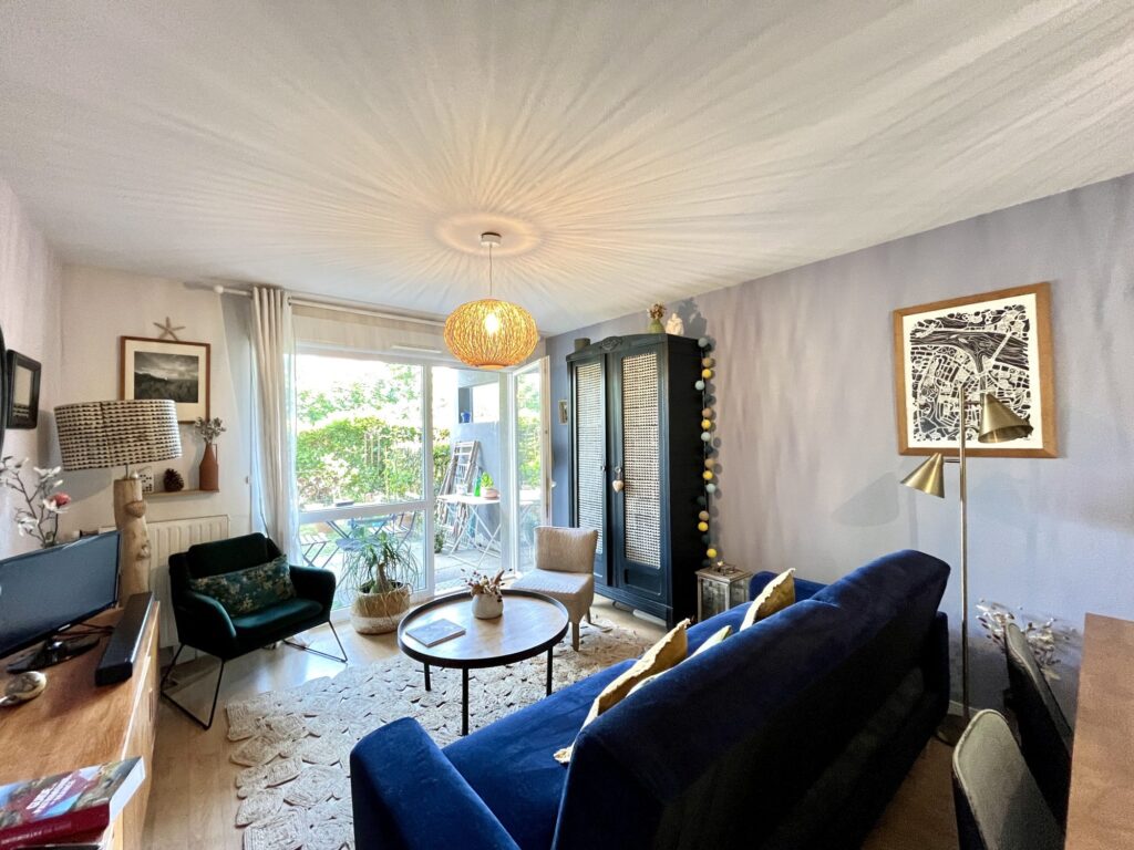 Bien: Appartement en rez-de-jardin T2 VANNES OUEST