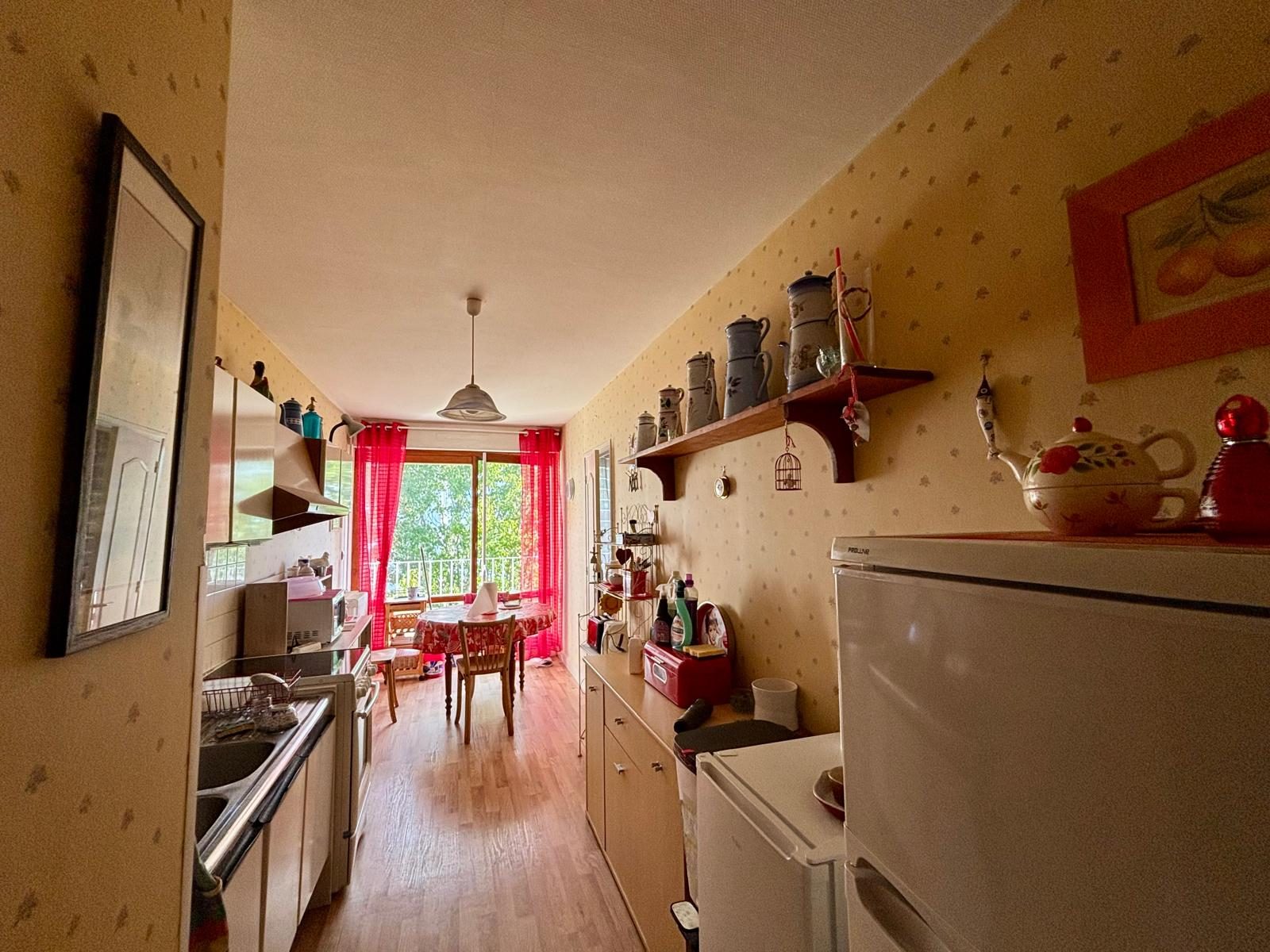 Bien: A VENDRE - Appartement T5 à rénover - VANNES