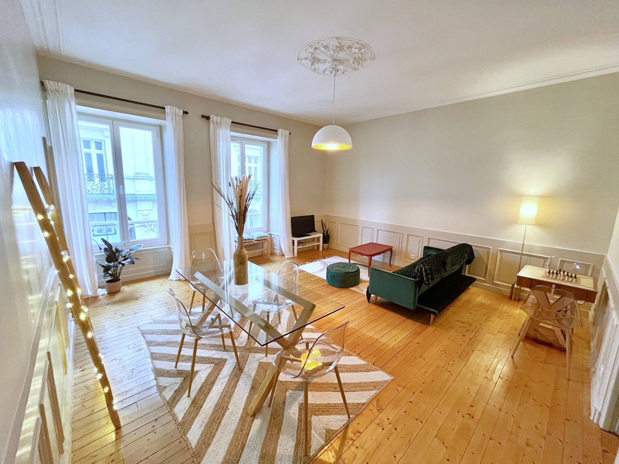 Bien: A VENDRE - Appartement T3 au charme de l'ancien - VANNE HYPER CENTRE