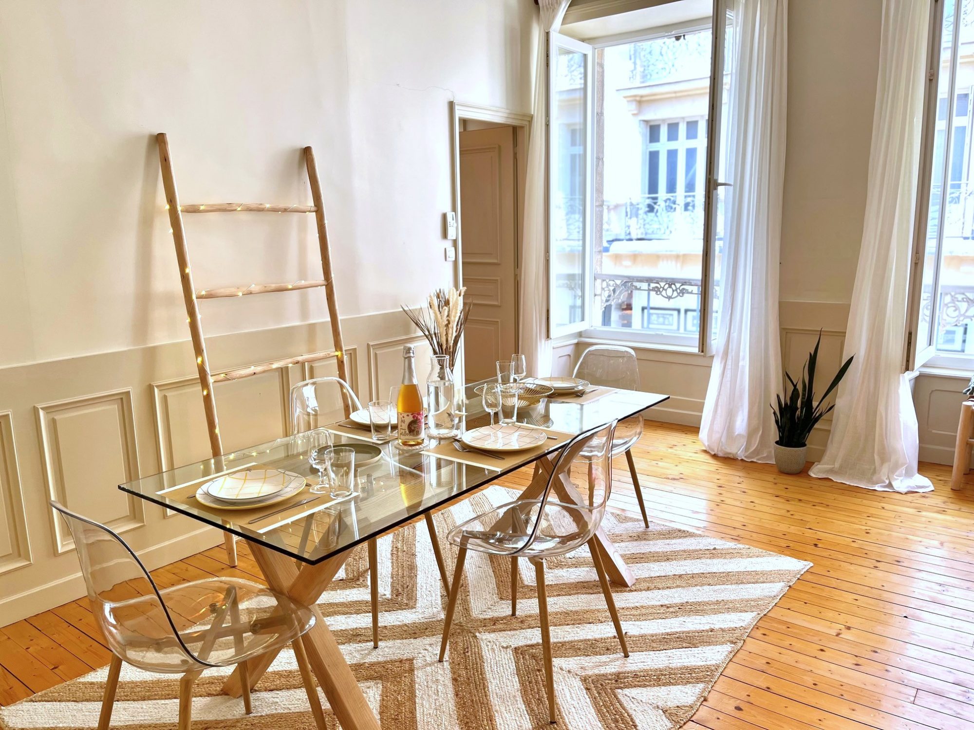 Bien: A VENDRE - Appartement T3 au charme de l'ancien - VANNE HYPER CENTRE