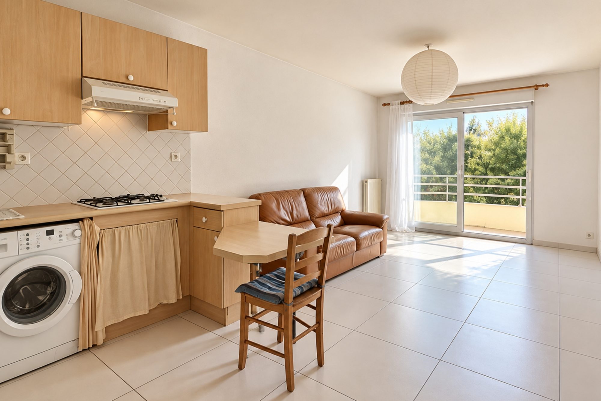 Bien: A VENDRE - Appartement T3 proche des commerces et bus - VANNES