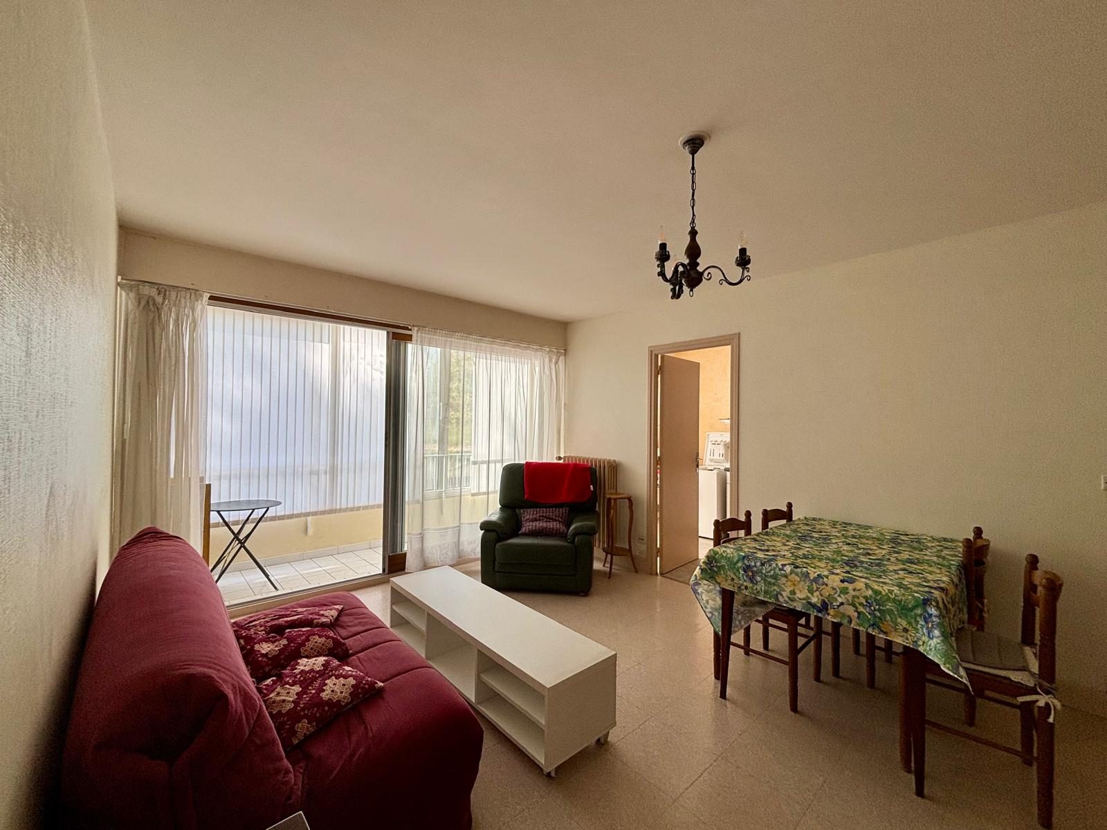 Bien: A VENDRE - Appartement T2 à pied du port de VANNES