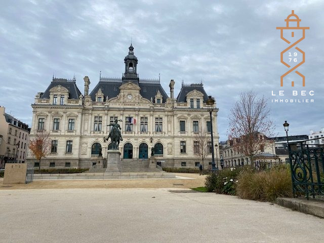 Bien: Jolie boutique dans le centre-ville de Vannes