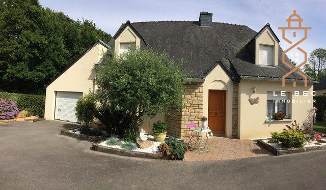 Bien: ELVEN MAISON CONTEMPORAINE A VENDRE Proche de Vannes