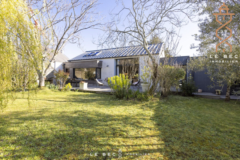 Bien: VANNES MAISON MODERNE