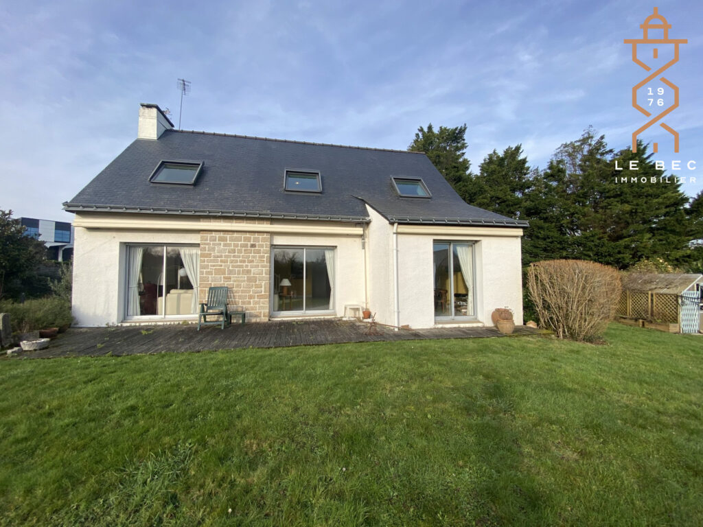 Bien: Maison traditionnelle 4 chambres à Vendre