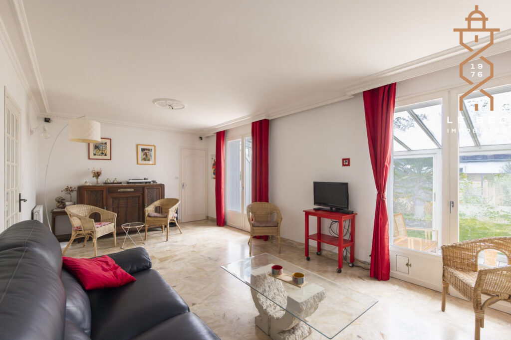 Bien: Maison traditionnelle 3 chambres à Vendre à SAINT-AVE