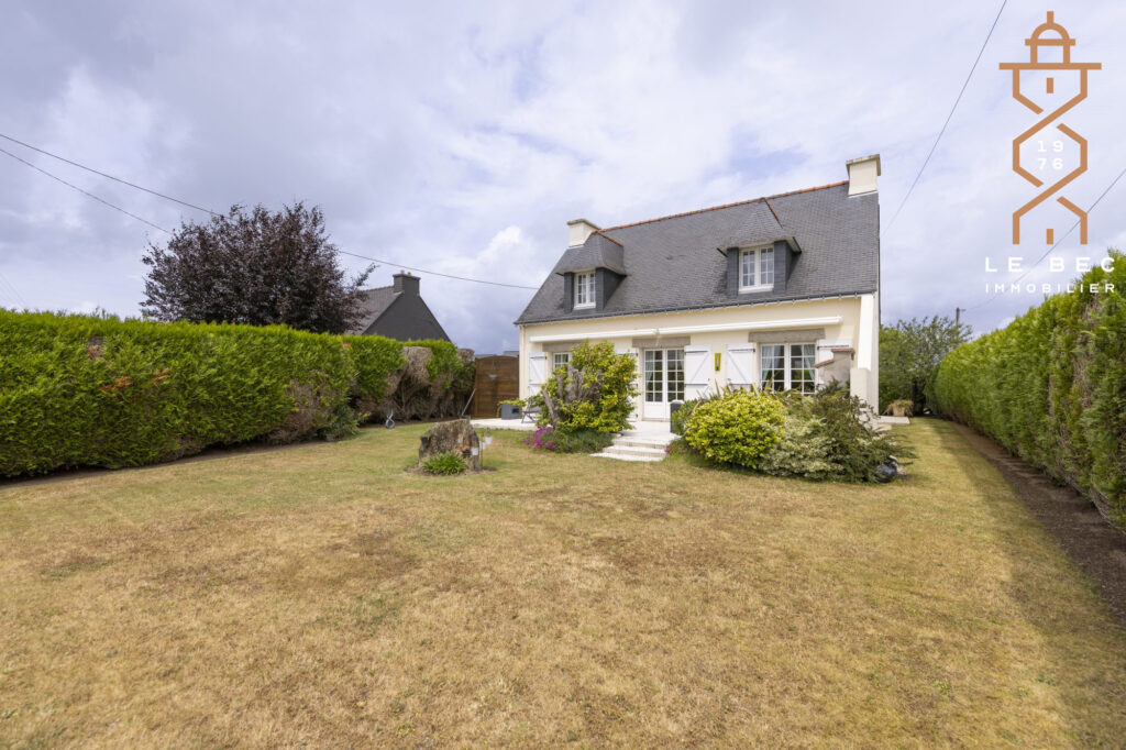 Bien: Presqu'île de Port-Anna, GOLFE DU MORBIHAN, Maison à vendre