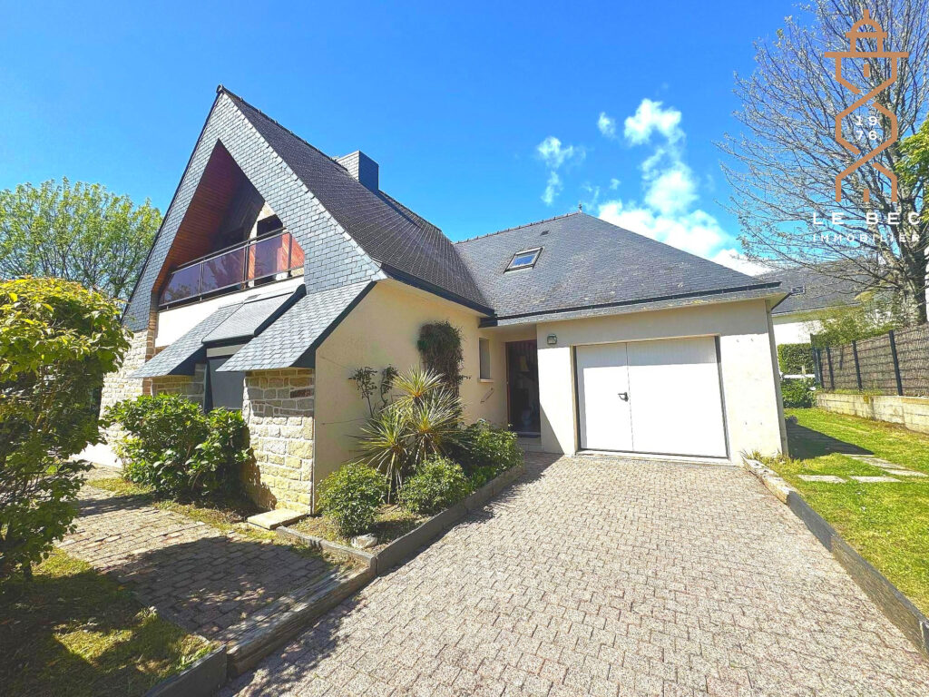 Bien: Maison Familiale 4 chambres à Vendre à VANNES