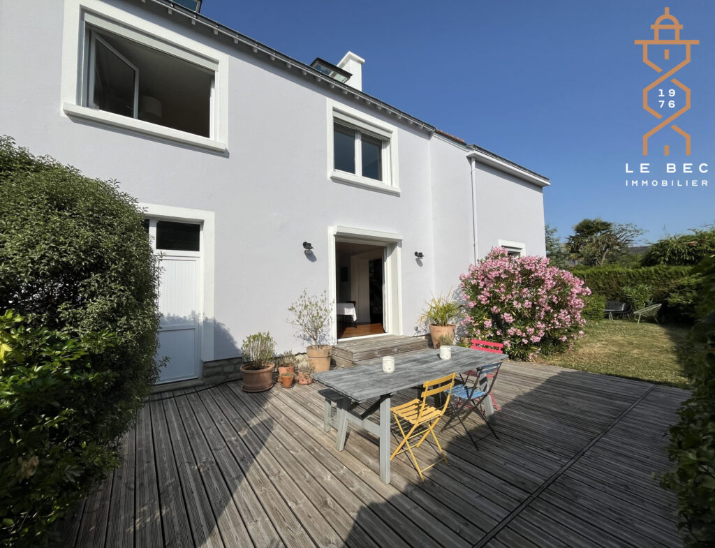 Bien: Maison traditionnelle 4 chambres à Vendre à VANNES