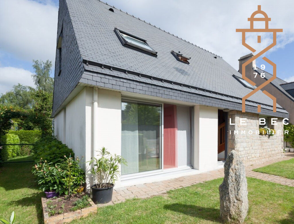 Bien: Maison traditionnelle 4 chambres à VANNES