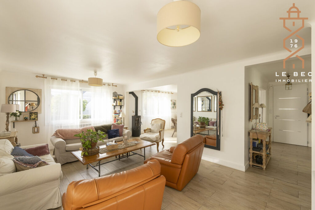 Bien: Maison traditionnelle 3 chambres à Vendre à VANNES