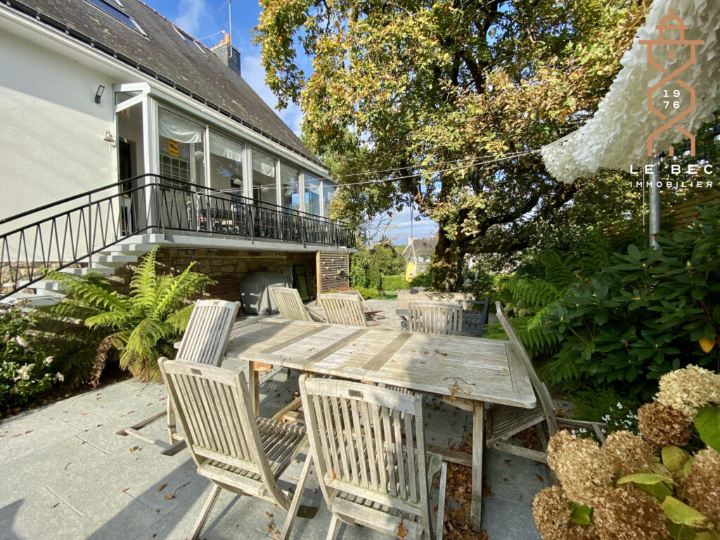 Bien: Maison traditionnelle 5 chambres à Vendre à ARRADON