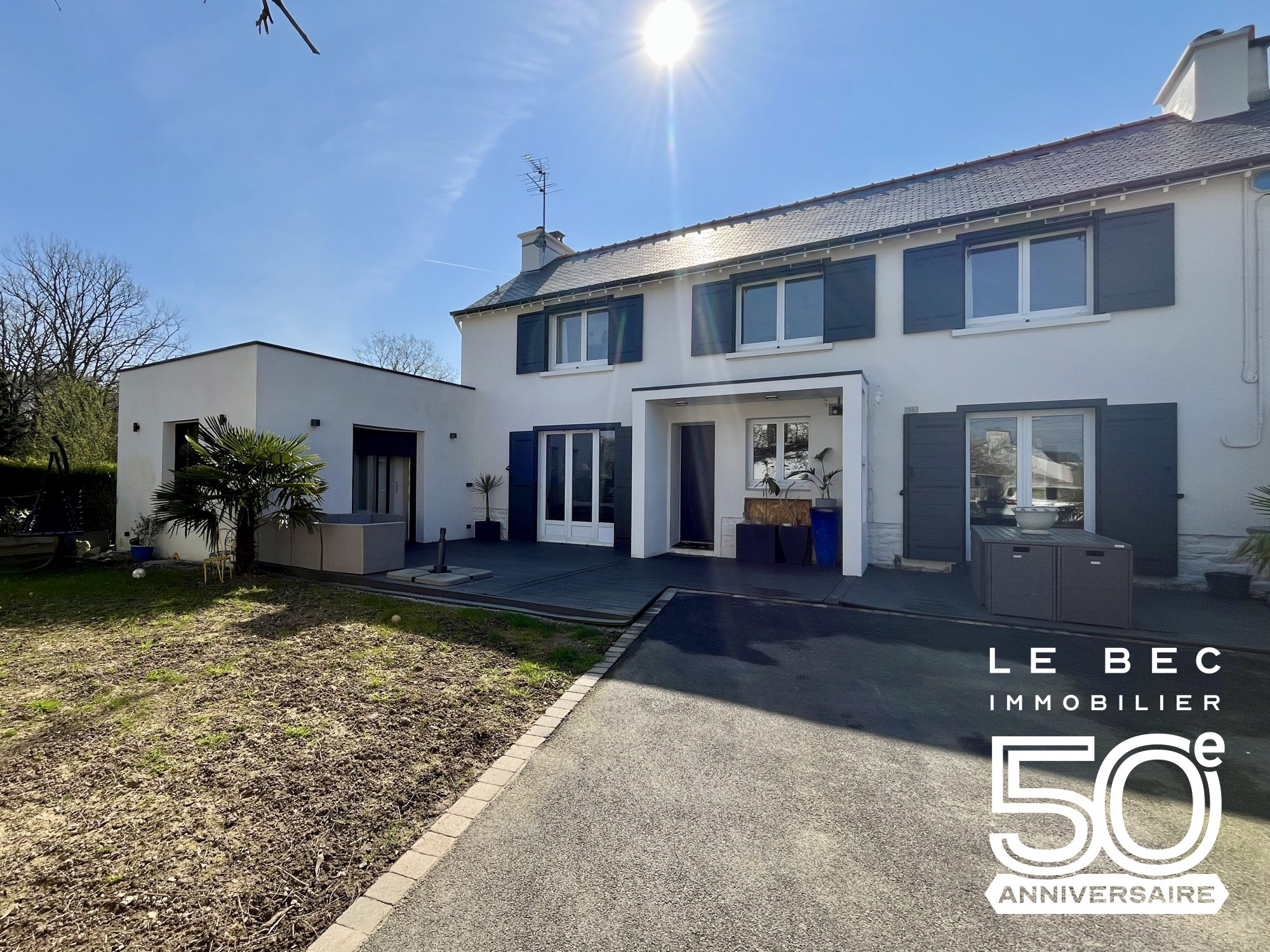 Bien: Maison coup de cœur aux portes de Vannes – Rénovation haut de gamme – Dépendance – Vue dégagée sur la campagne